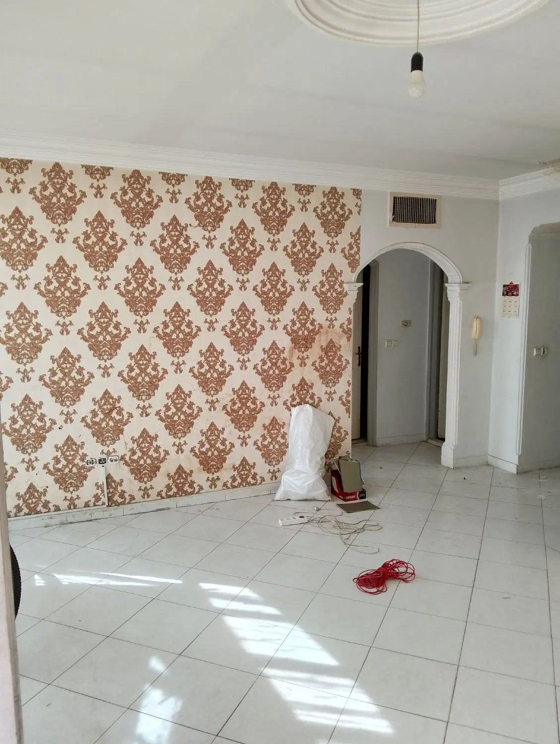 آپارتمان ۹۰ متری در بلوارتوس