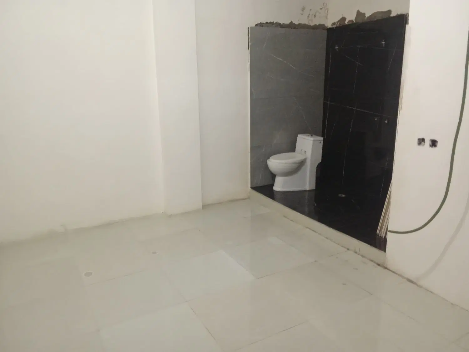 ویلای 300متری استخر داخل