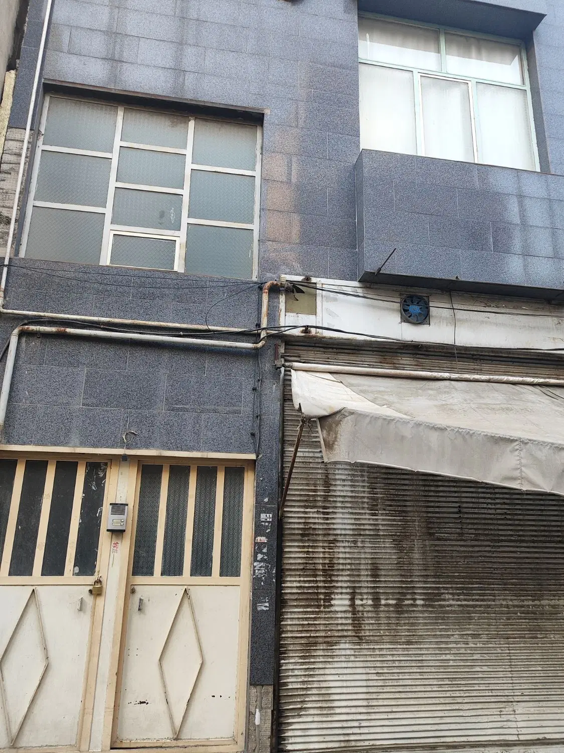 ملک کلنگی بر خیابان بهبودی جنوبی