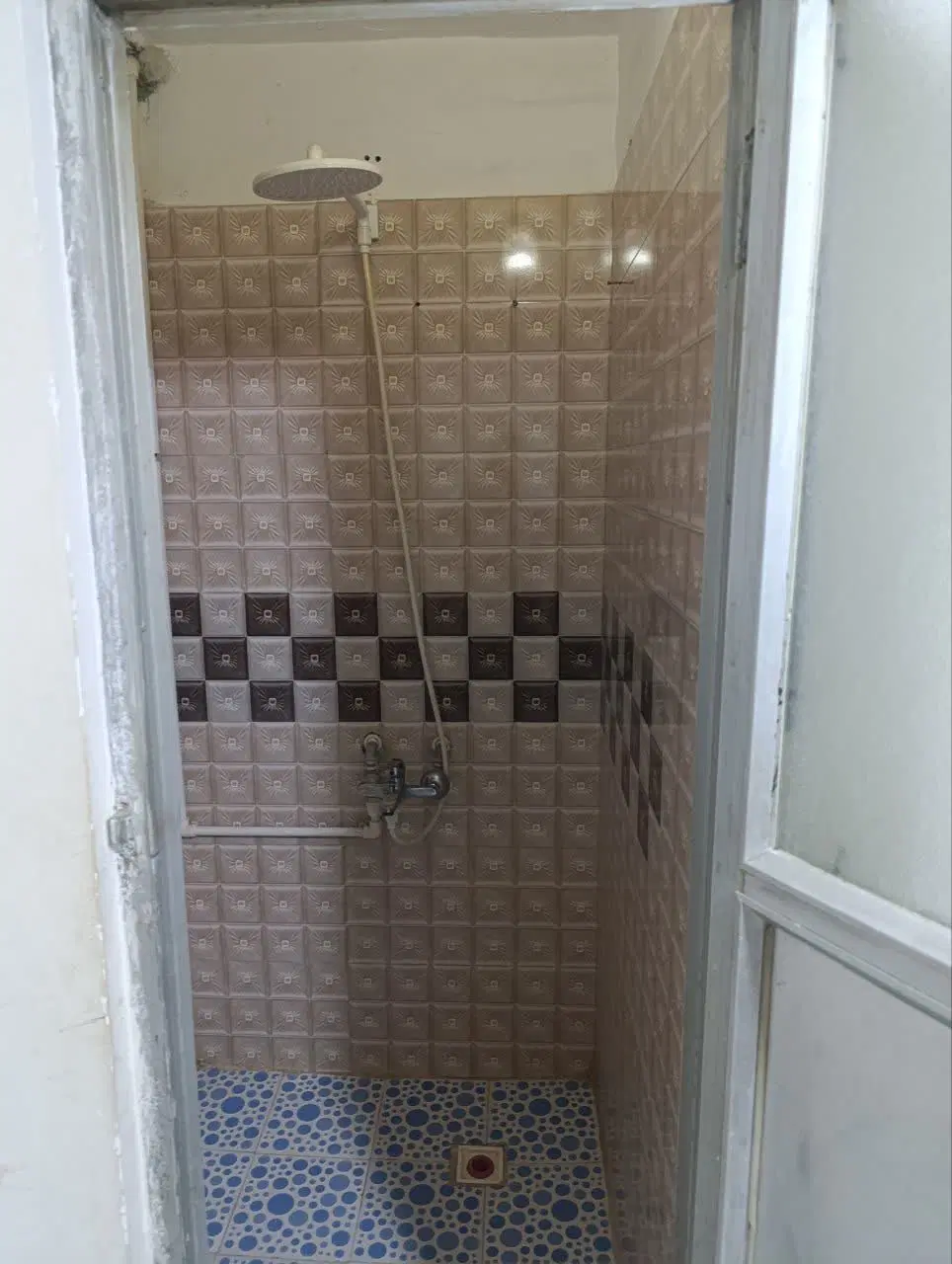خونه پنجاه متری دربست