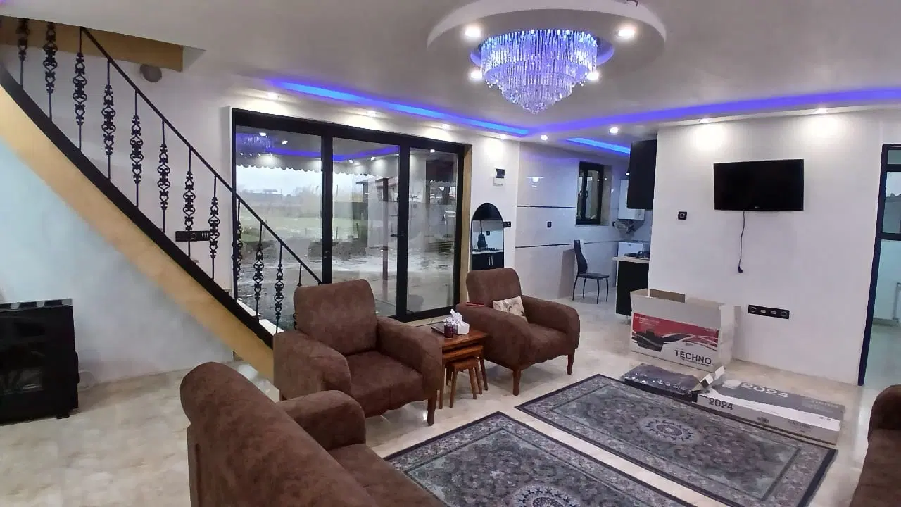 انواع ویلا استخردار جکوزی دار و کلبه سویسی
