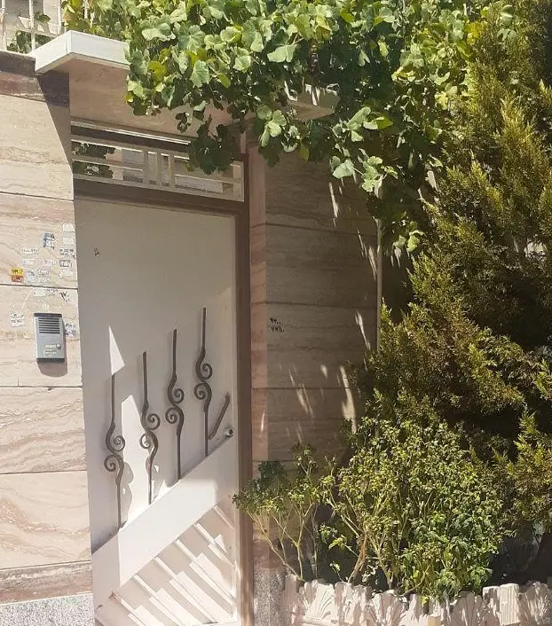 فروش منزل همکف از ۳ در شهرک فدک  خ نبوی منش