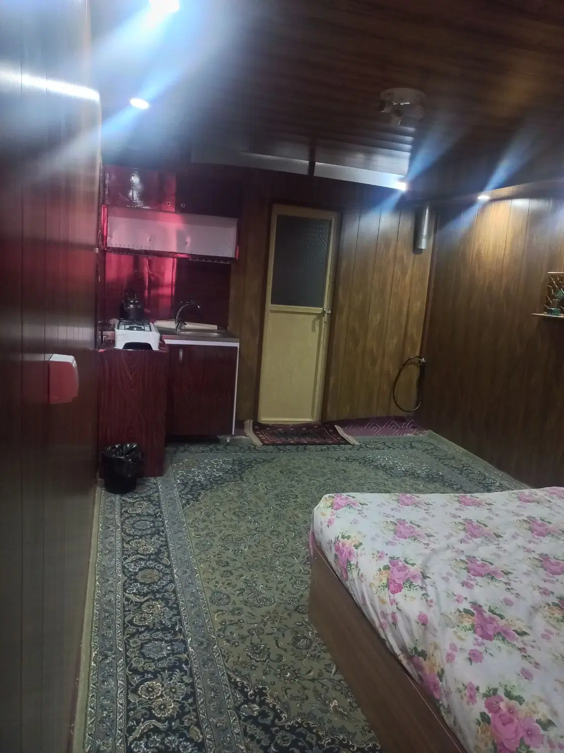 اجاره روزانه و شبانه تک خواب