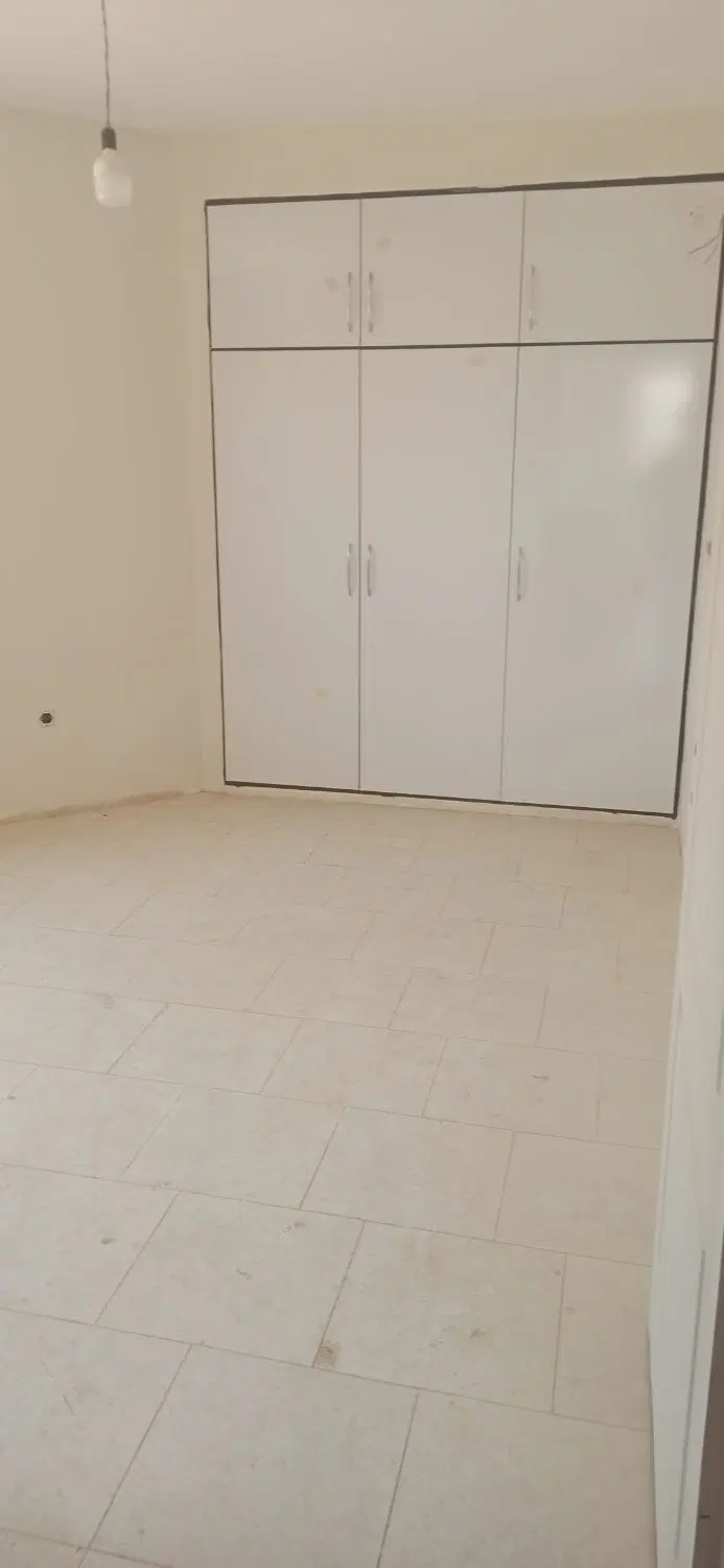 فروش دو خوابه ۱۲۶متر فاز یک صدرا