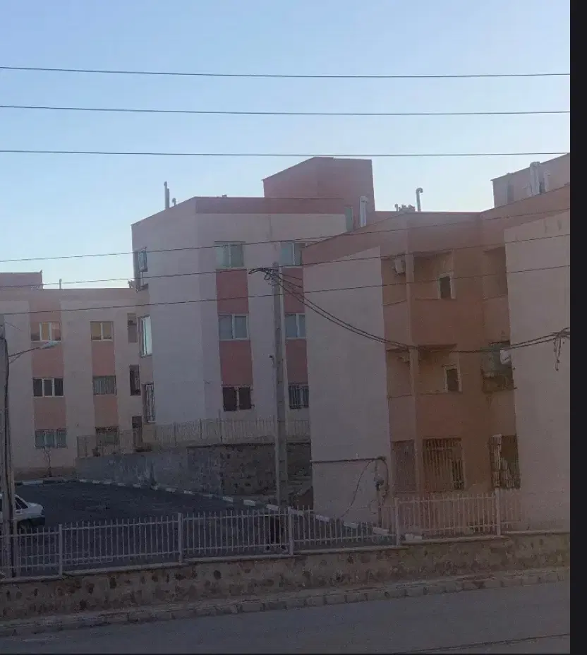 ۷۶ متری هسا ۱