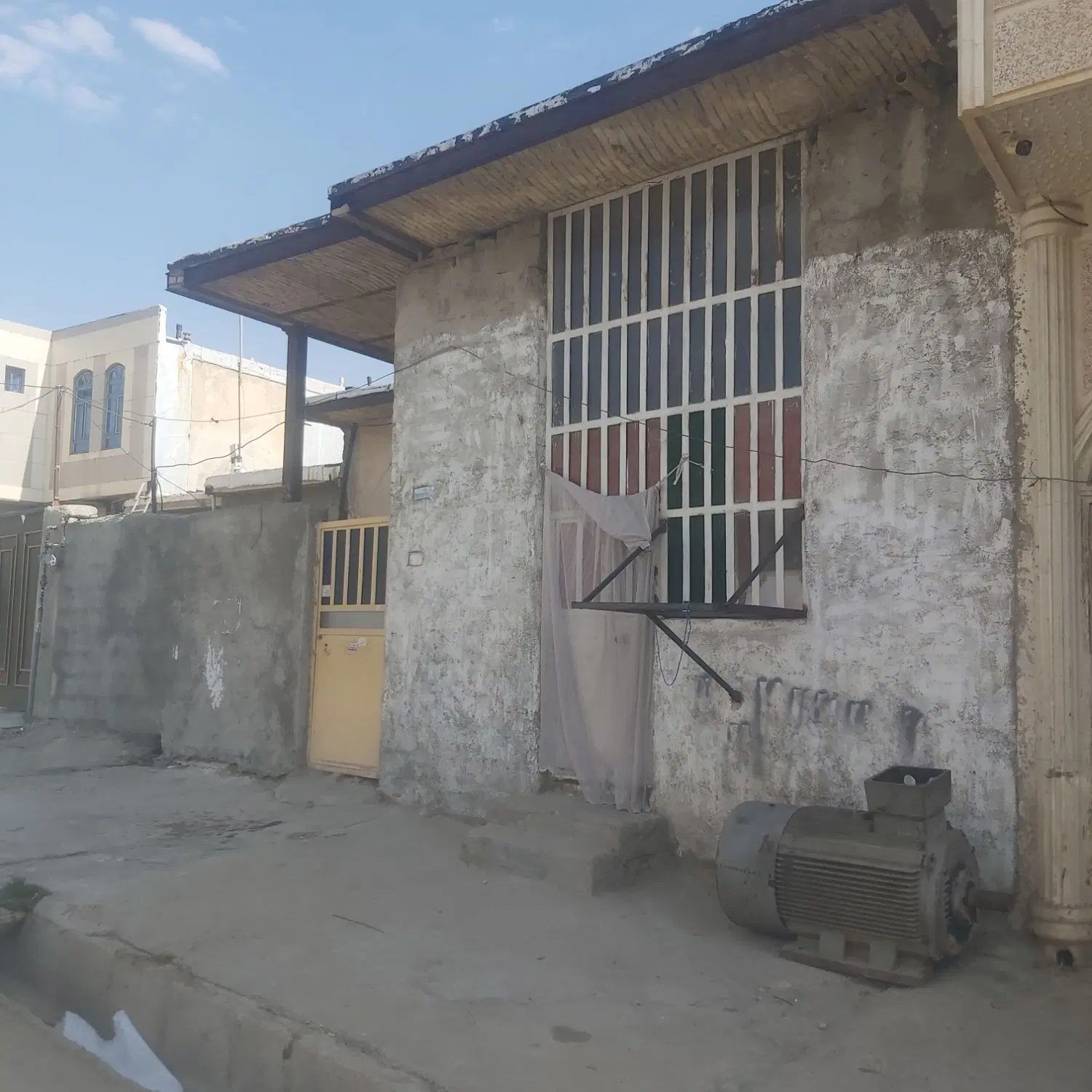 زمین تجاری خیابان اصلی زیرتل