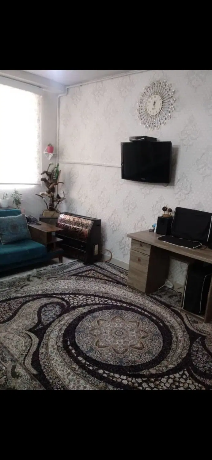 52 متری با نور گیر عالی