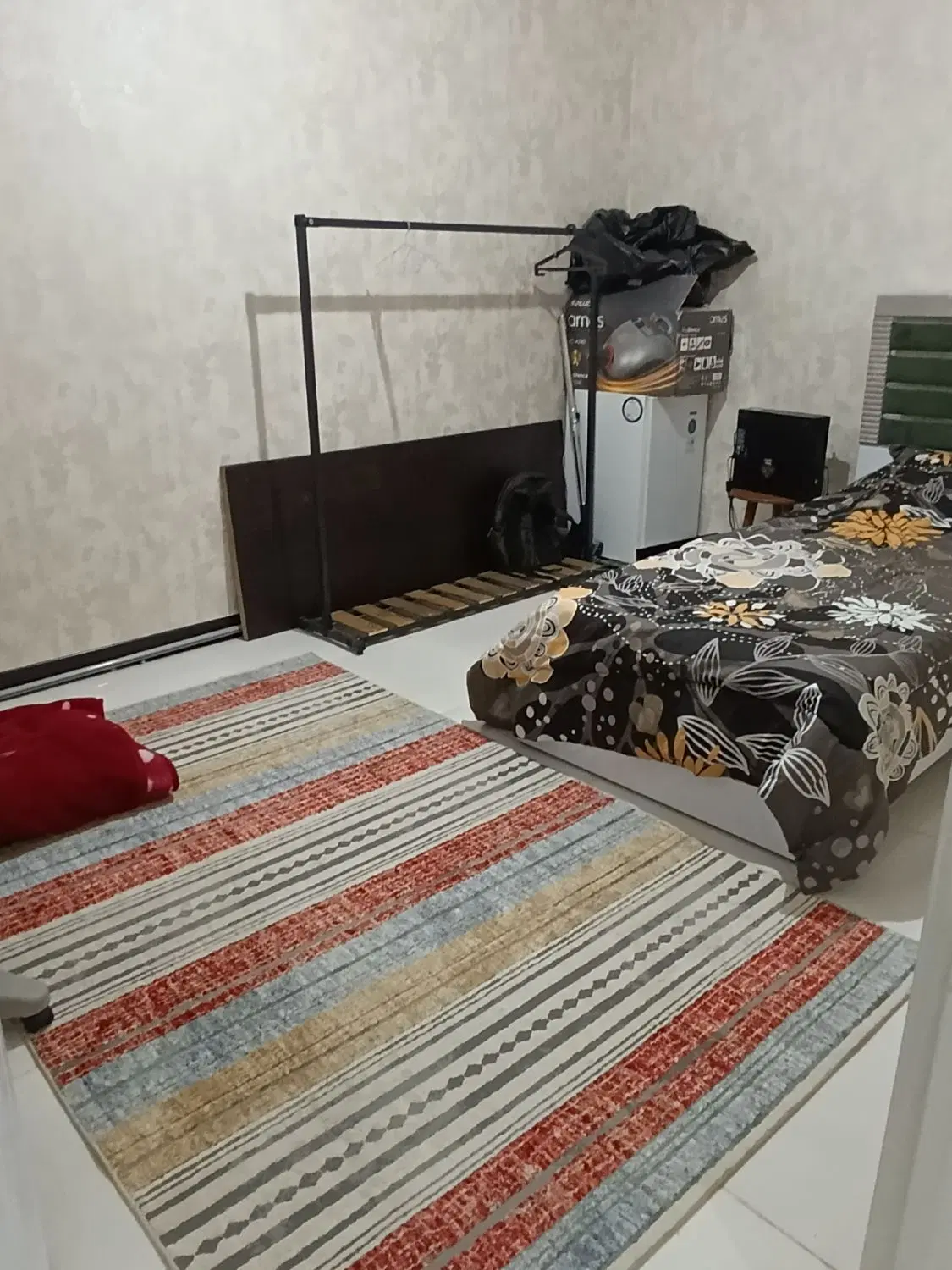 دو خاب نوساز پرده کاغذ دیواری