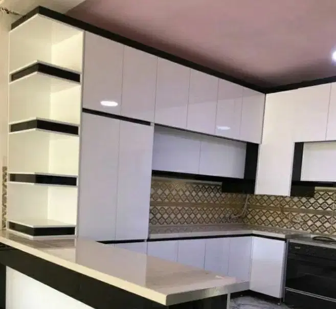 آپارتمان دو خوابه. خام.بام صدرا