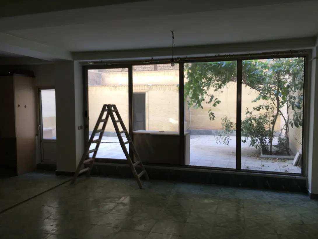 اجاره آپارتمان دارای حیاط