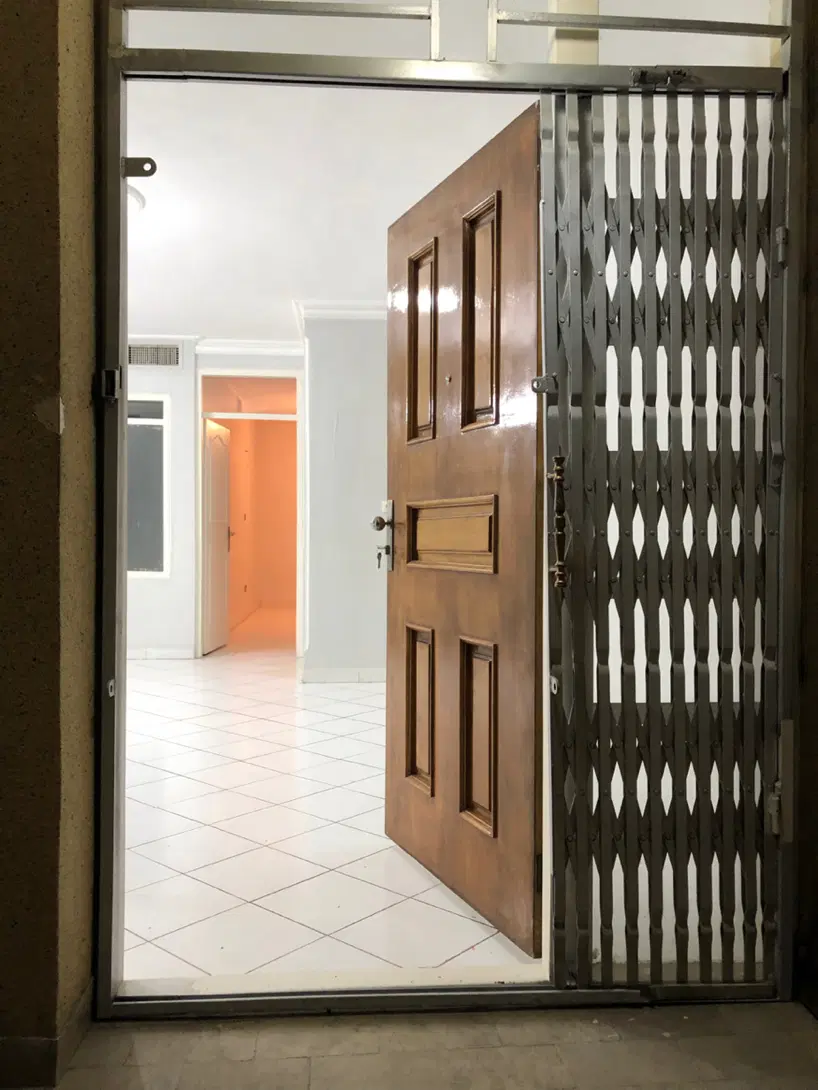 اپارتمان تک واحدی