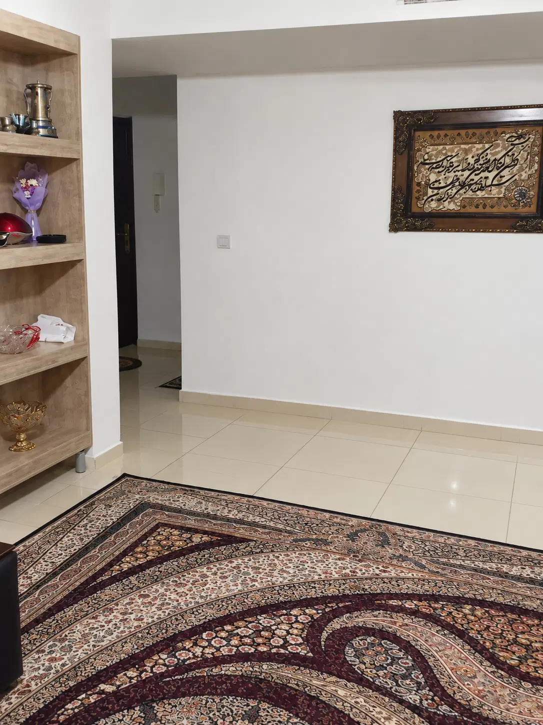 فروش اپارتمان ۸۳ متری فاز۶ اینتاپارس