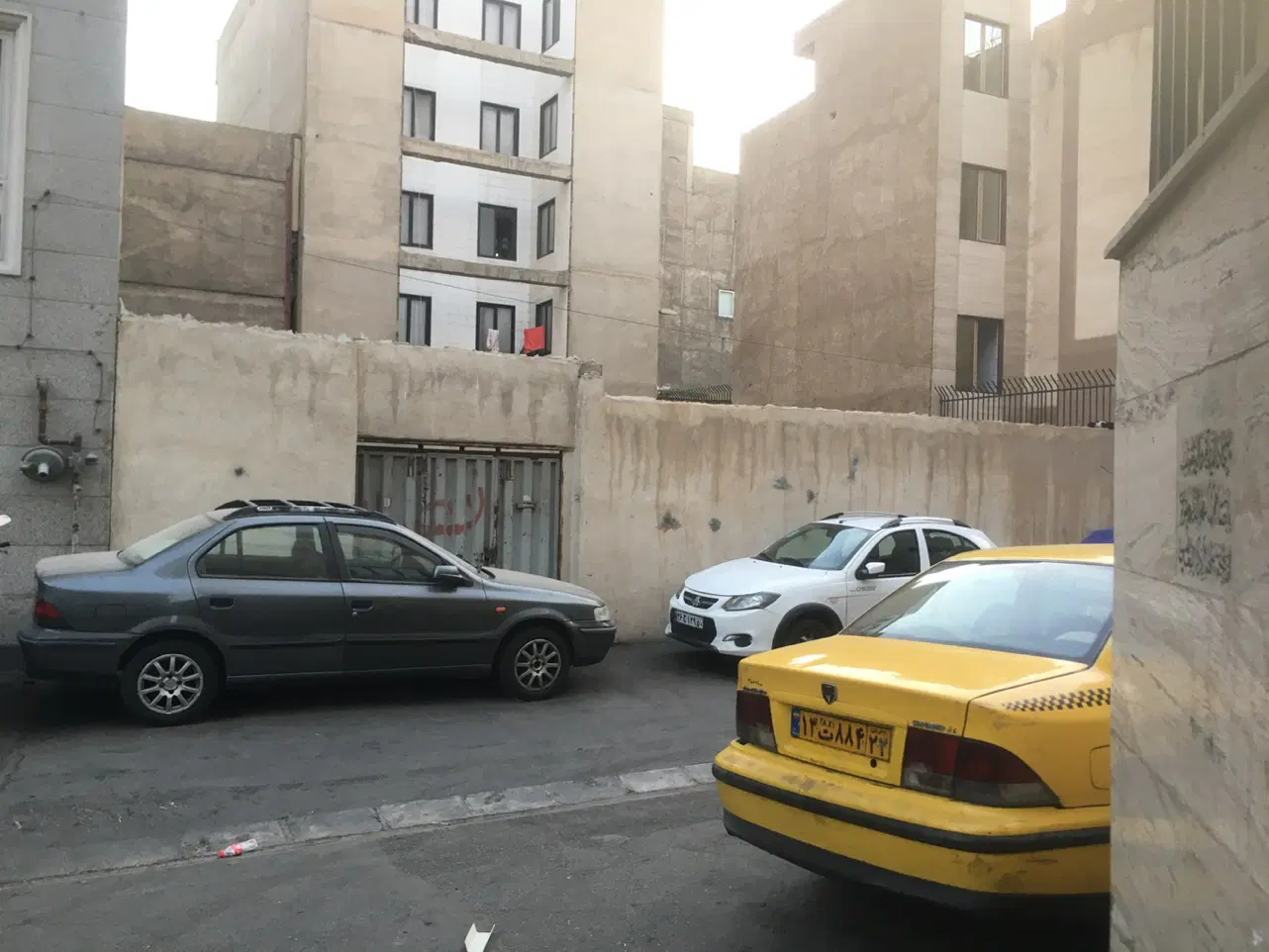 زمین آماده ساخت محدوده خیام- میدان اعدام