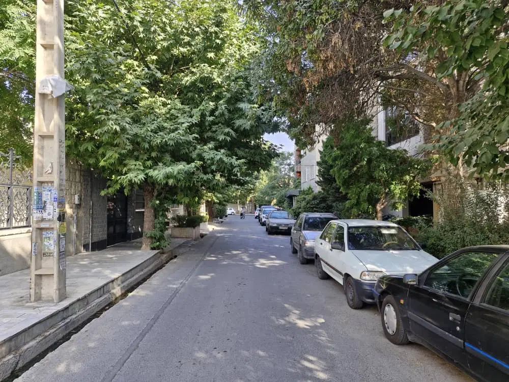 آپارتمان ۱۲۶ متری ۳ خواب در فاز یک مهرشهر
