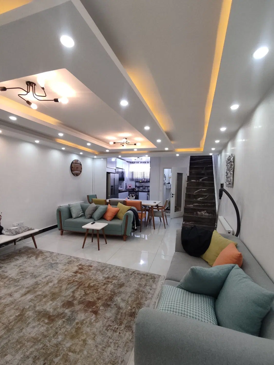 فروش مسکونی لوکس جانوسلو