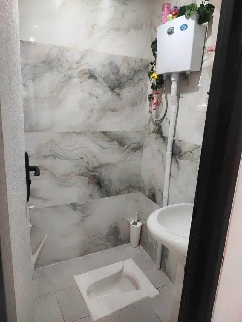 آپارتمان یکخوابه برخیابان