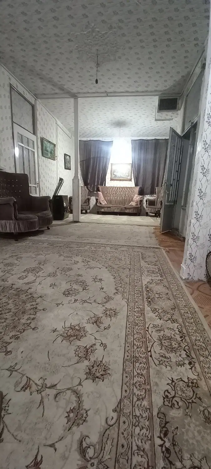 سوئیت همکف پارکینگ دار مستقل .و
