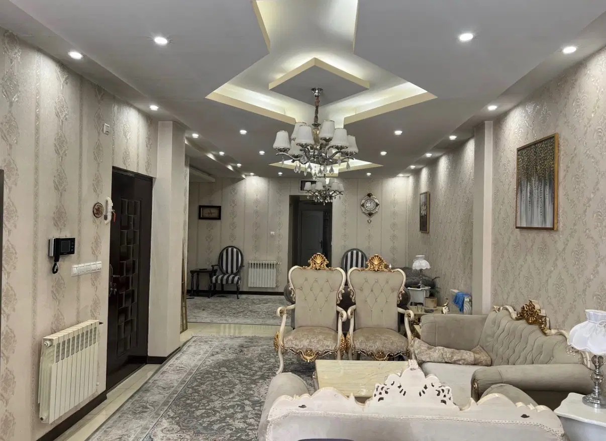 ۹۰ متری فول امکانات نما یونانی