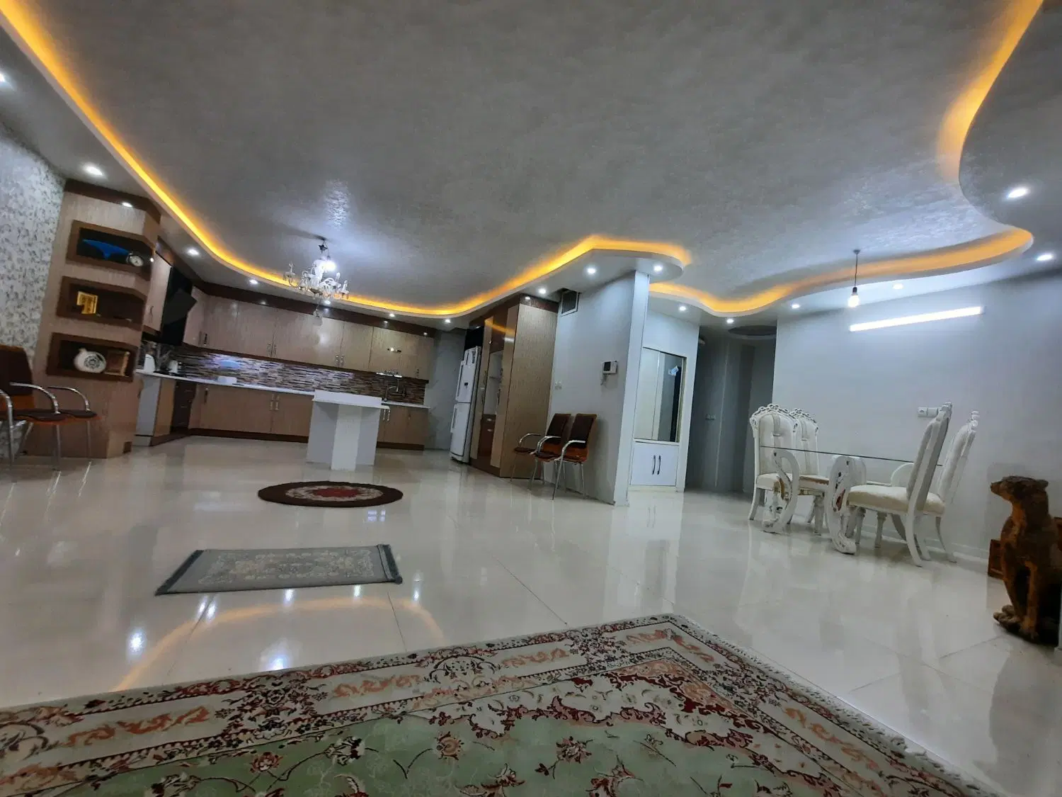 سه طبقه اول رباط سوم