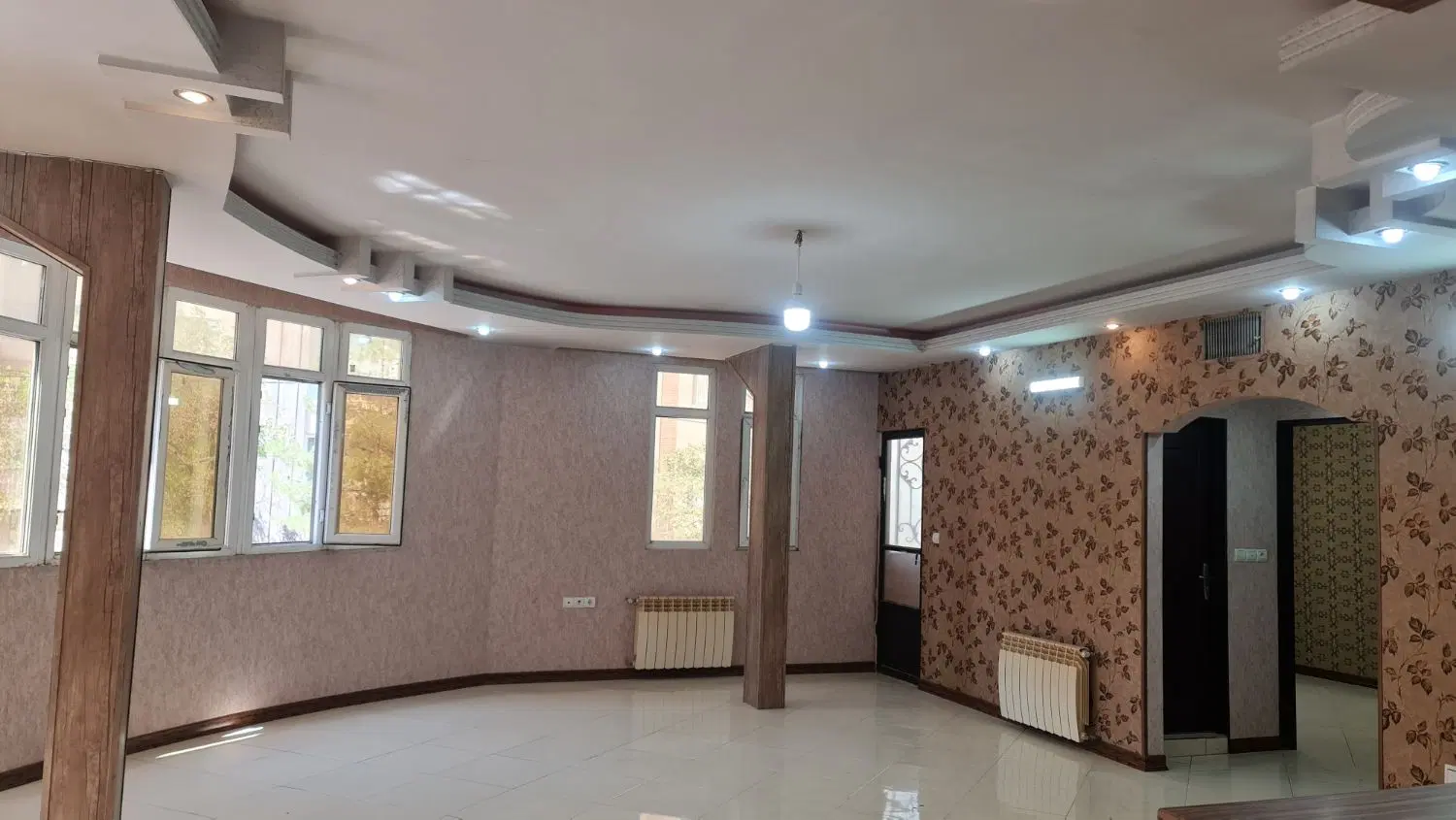 اجاره آپارتمان داش آموز۴۰ . ۱۰۰متر.دوخواب.نور خوب