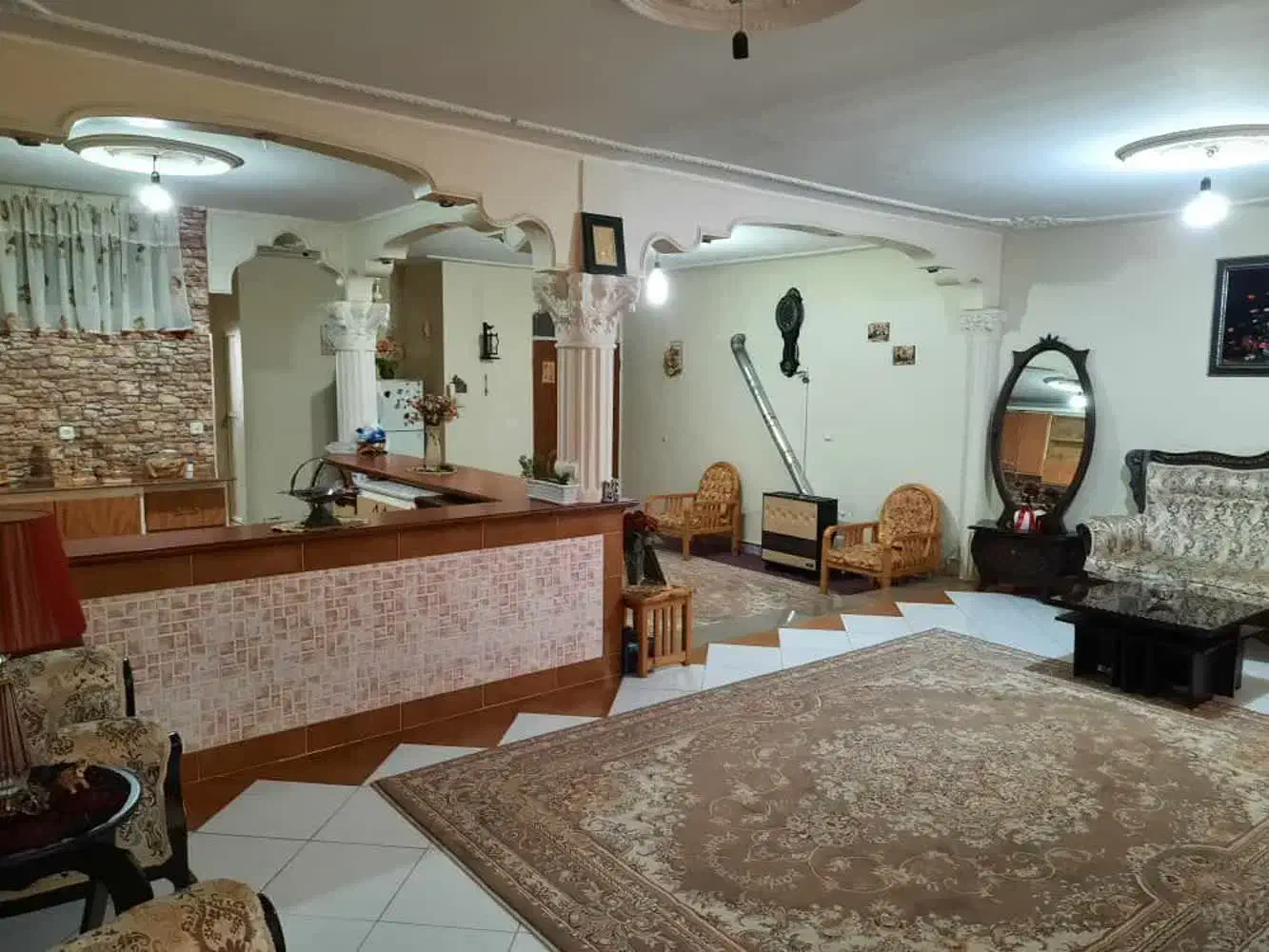 واحد آپارتمان در حصارک بالا