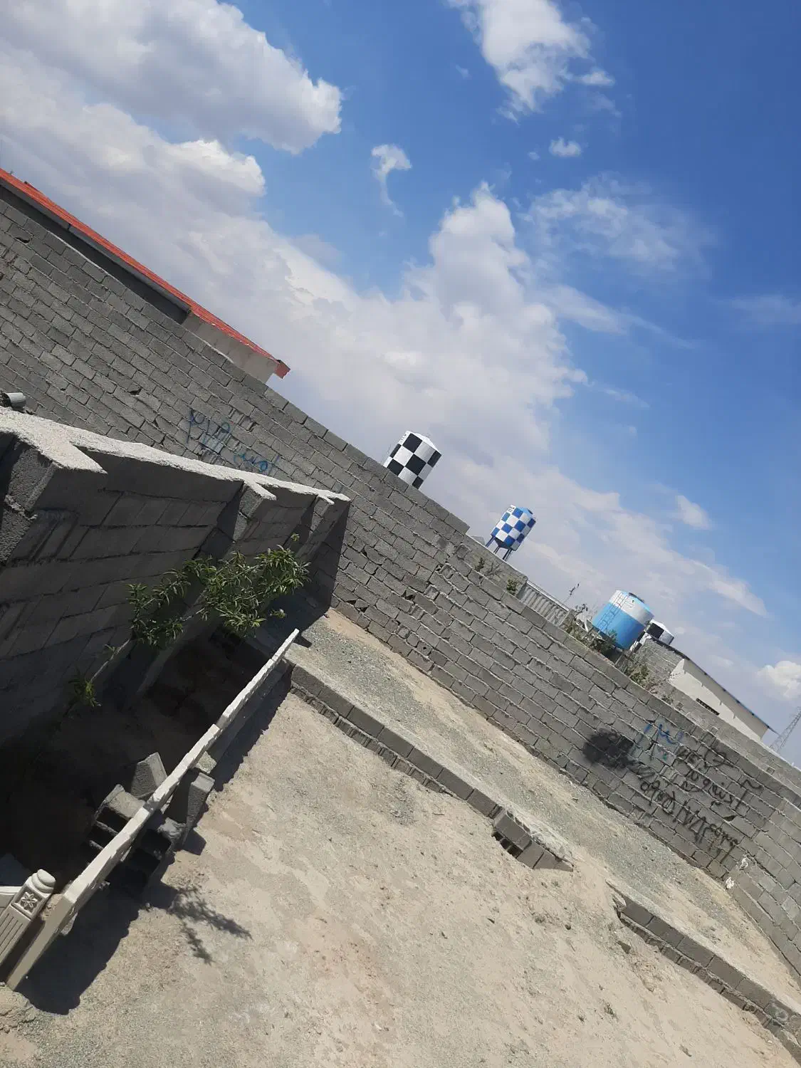 باغچه ۱۳۰ متری حصار مهتر