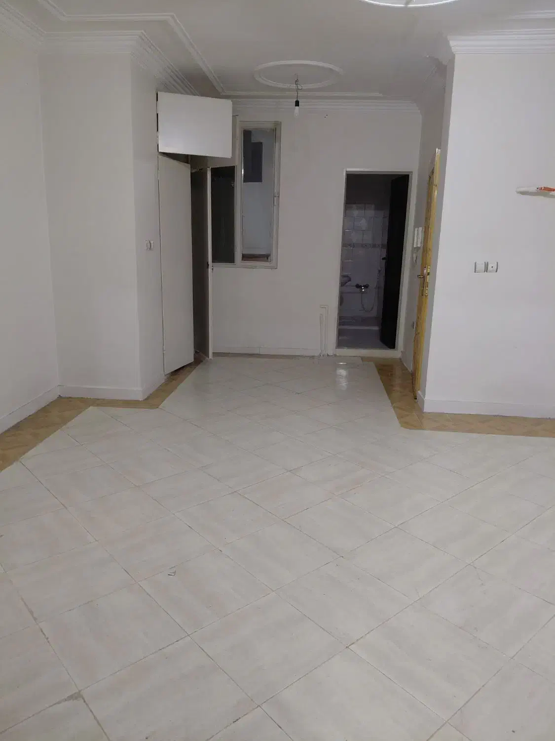 ۷۰متری رو به نما