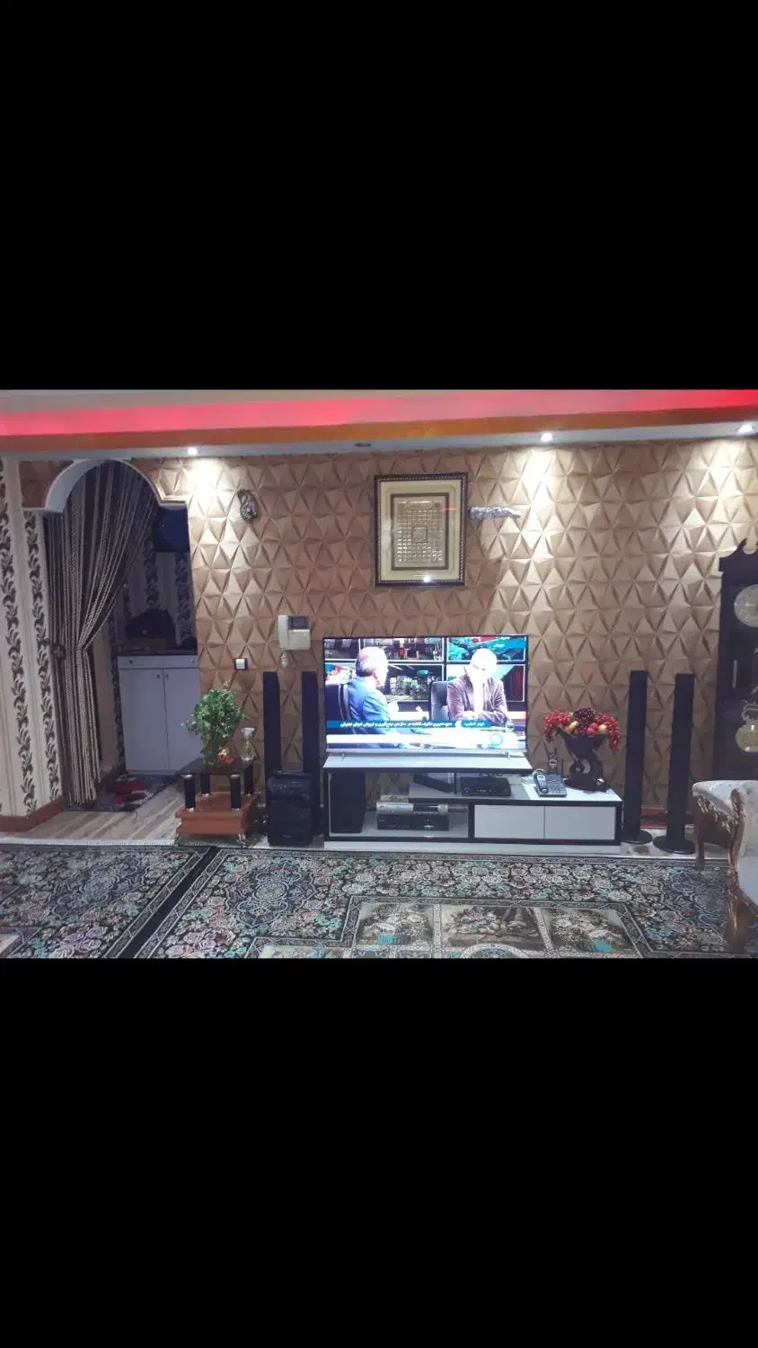 واحد ۸۰ متری