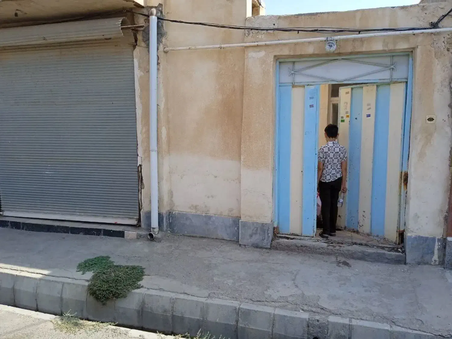 خانه ۱۱۵ متری واقع در استادجعفری