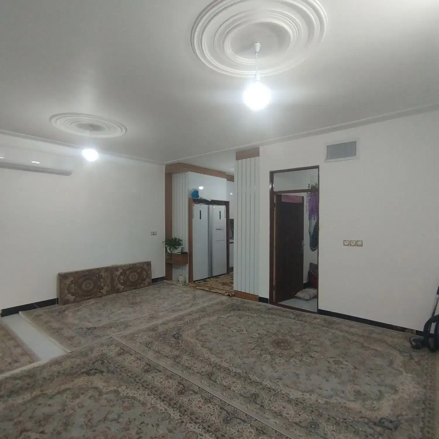 فروش ویلایی نوساز بسیار تمیز( عباس آباد حسینیه)