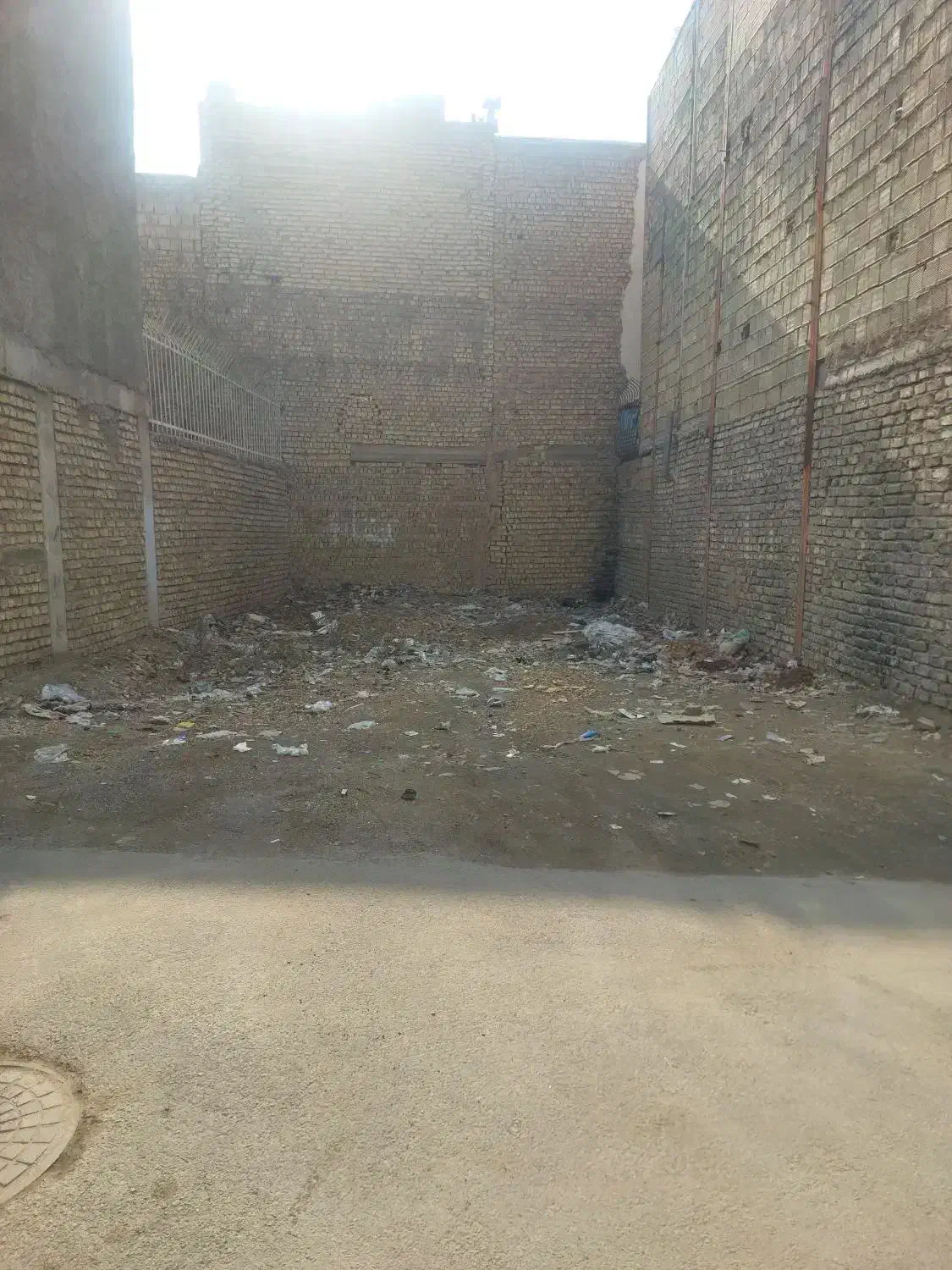 زمین مسکونی