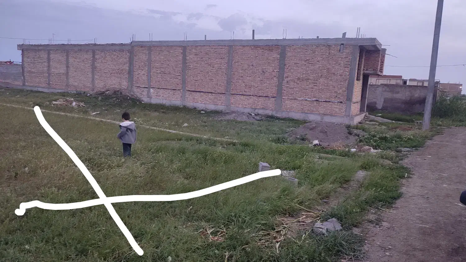 زمین در ایثارگران