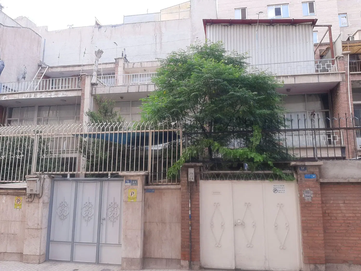 ۳۰۰ متر شمالی ۲ نبش خ دوم نیروهوایی