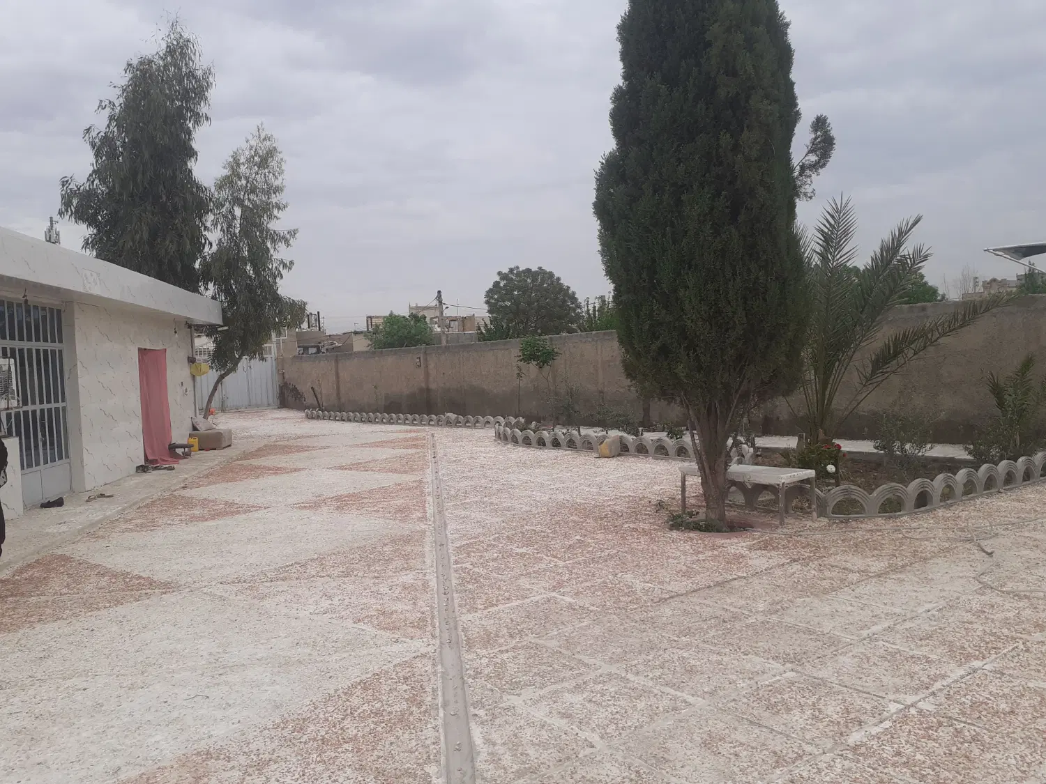 گلخانه هیدروپونیک فول امکانات در 5 متری شهر  قرچک