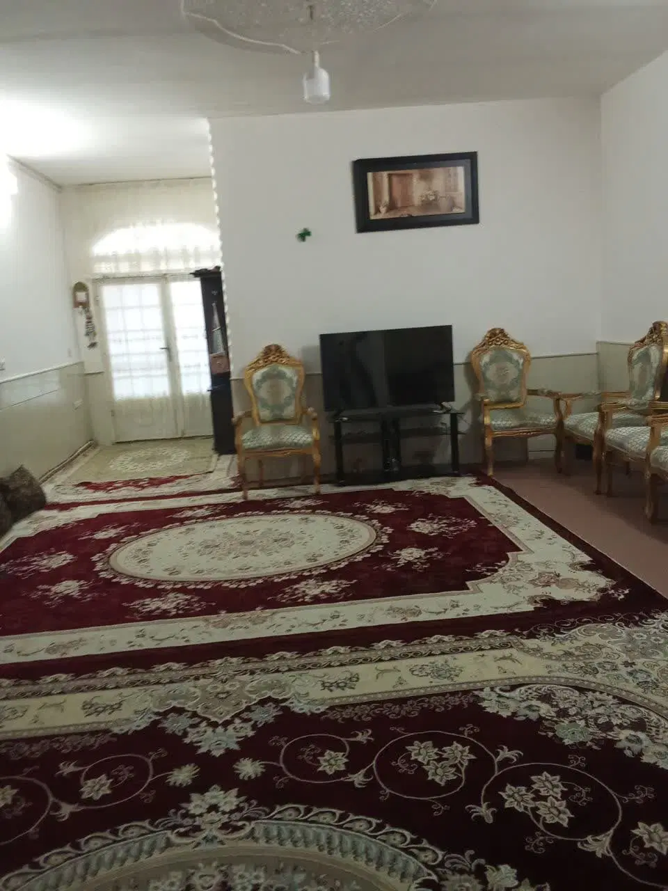 ساختمان مسکونی فروشی در قنوات
