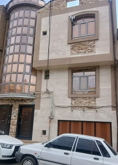 معاوضه با یک خانه ۳ یا ۴ طبقه
