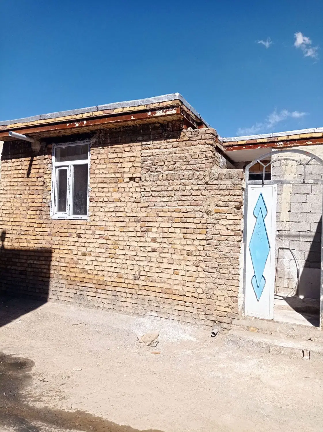 خانه ۶۴متری در گلشن کوی ۳۴مناسب