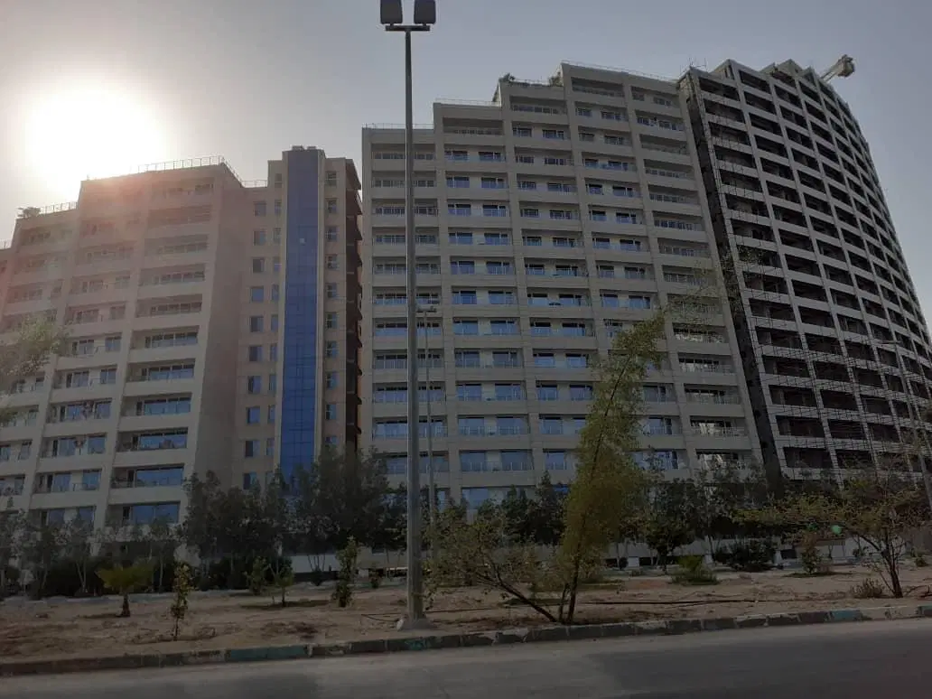 دو خوابه نود متری نوساز خانشیر پاکروان