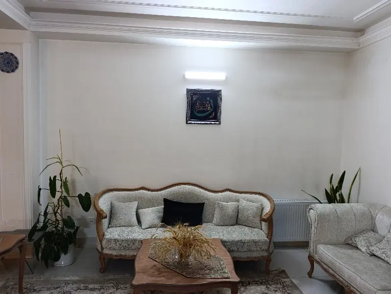 ویلایی حاشیه توسط ۶۵ نجف ۳۳ - ۱۱۵ متری با مغازه