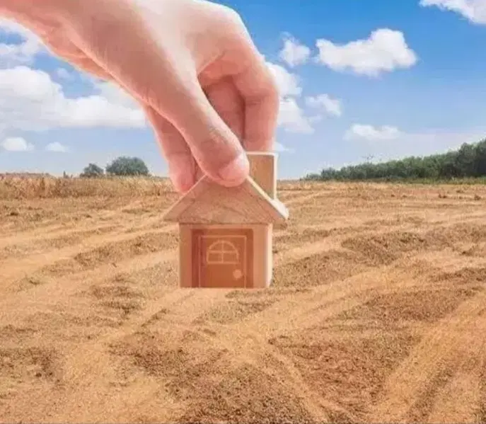 زمین شرف اباد