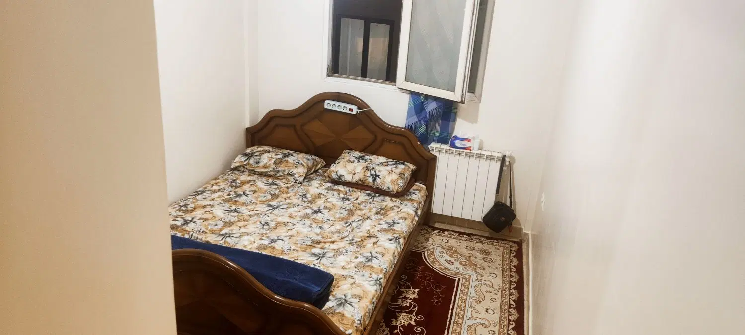 همخونه میخوام