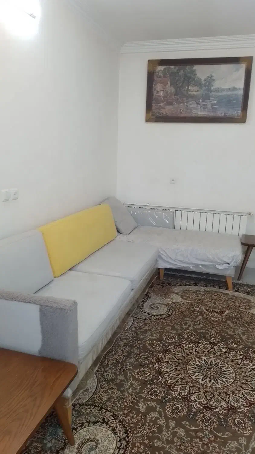 فروش واحد ۶۸ متری اردلان یک سند دار
