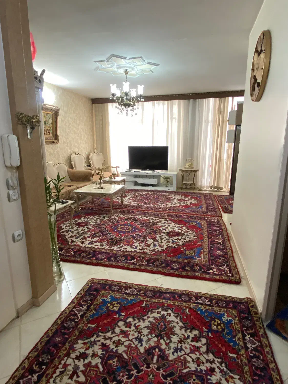 اجاره اپارتمان ۸۰ متری دو خابه کم واحد