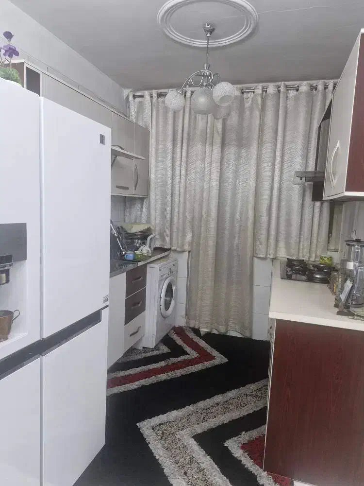66 متر آپارتمان بازرگان طبقه اول