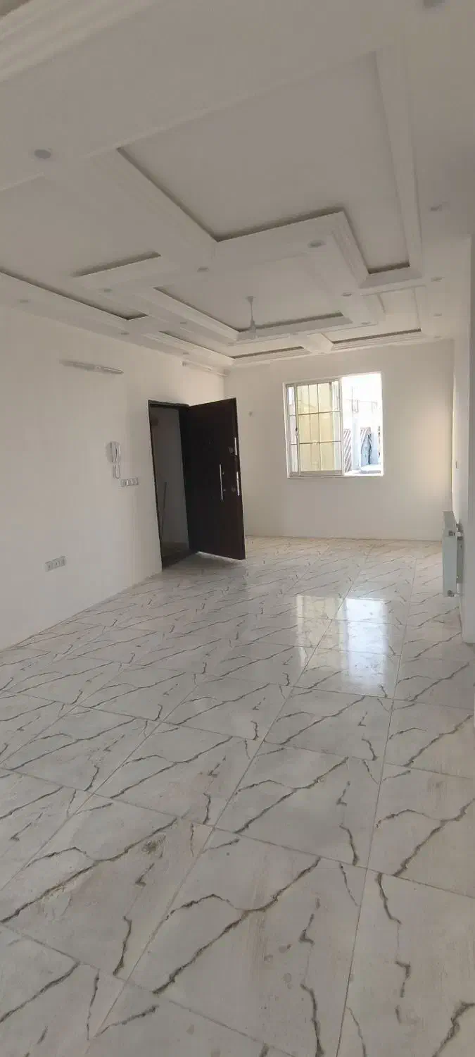 رهن و اجاره آپارتمان ۶۵ متری راه جدا _ پارکینگ