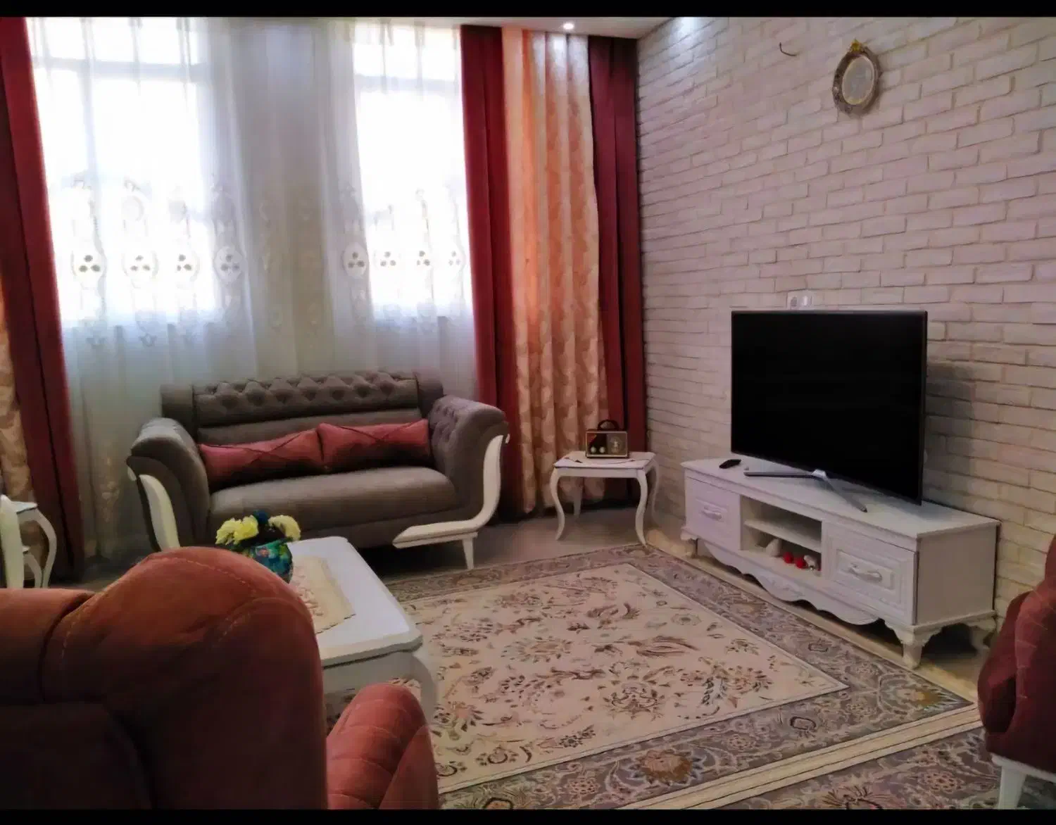 اجاره آپارتمان ۶۸ متری بر نسترن دو خواب