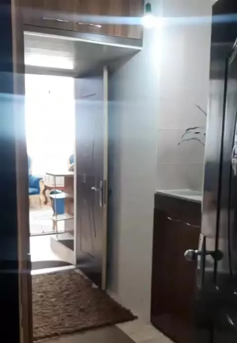 واحدشخصی ساز