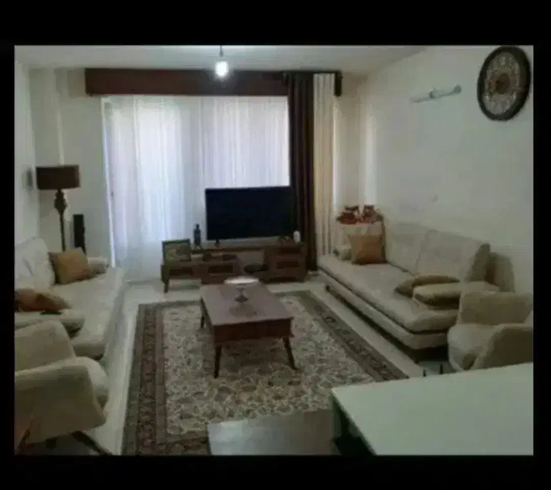 واحد۷۸متری، شهرک گردو