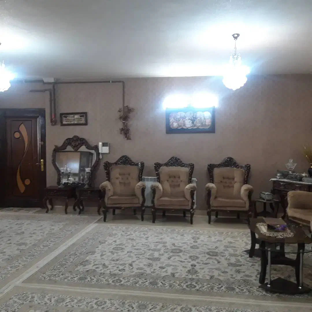 آپارتمان ۸۹ متری الهیه بلوار ،شاهد