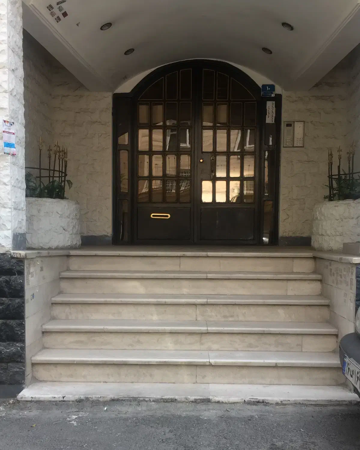 ۶۰ًمتر،یک خواب، میدان کتابی، نیلگون